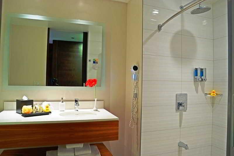 Viewport Hotel 3*