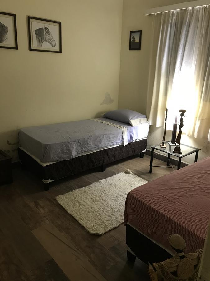 Con Bano Privado En Casa De Familia. * Montevideo