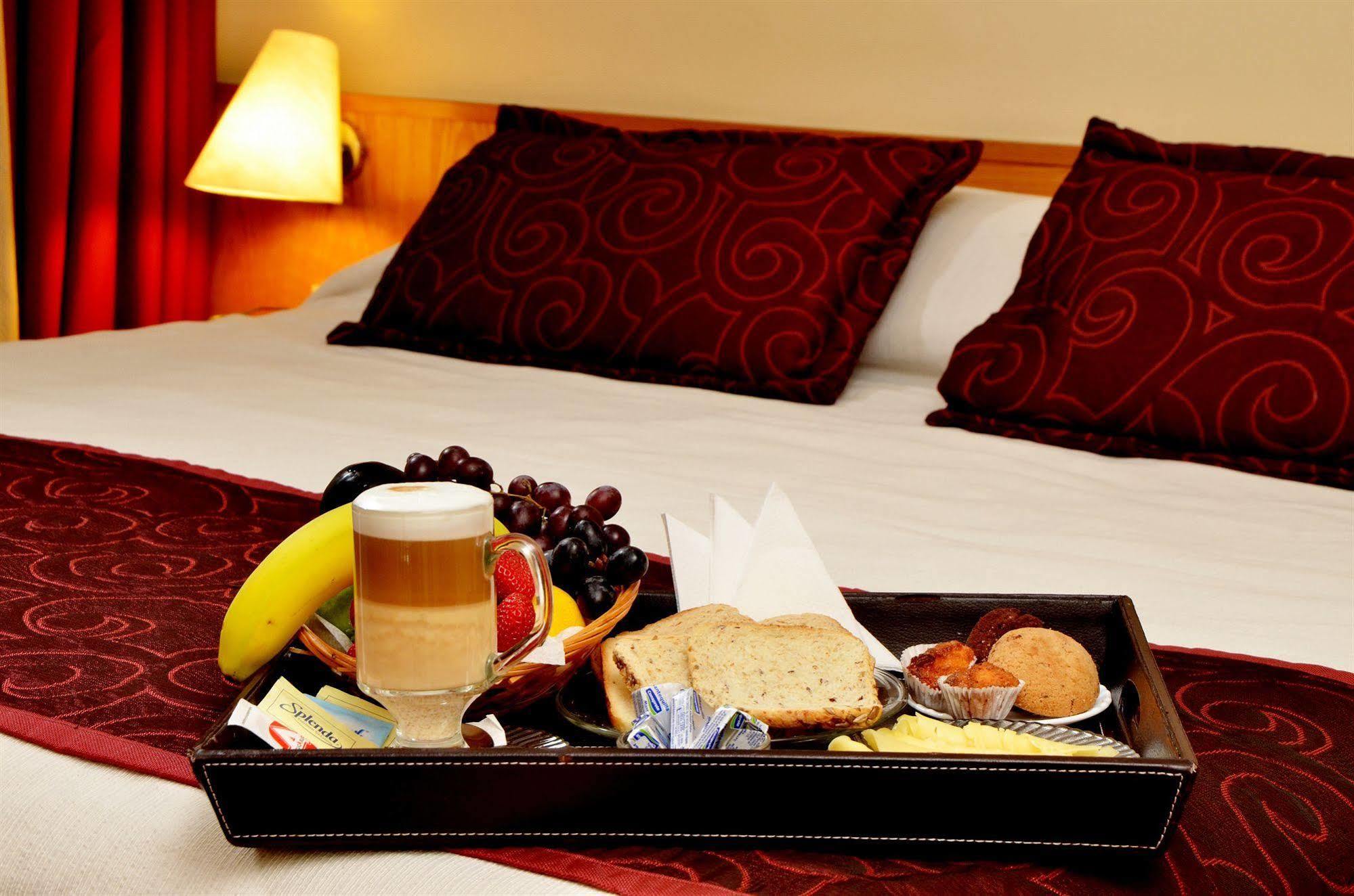 Hotel Armon 4*