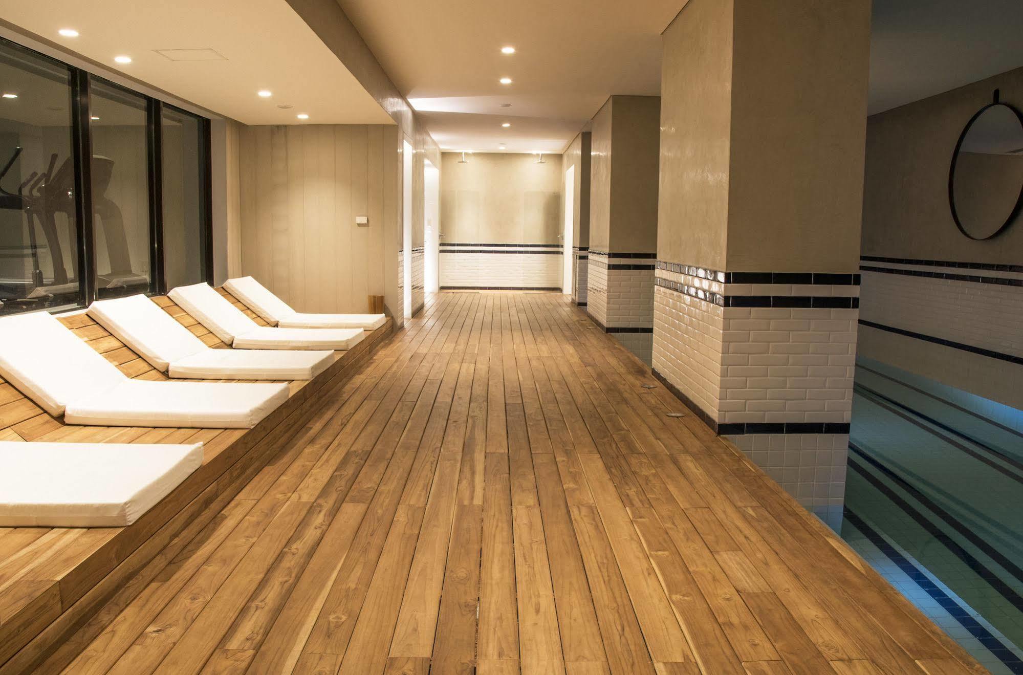 Oliva Luxury Hotel 4*