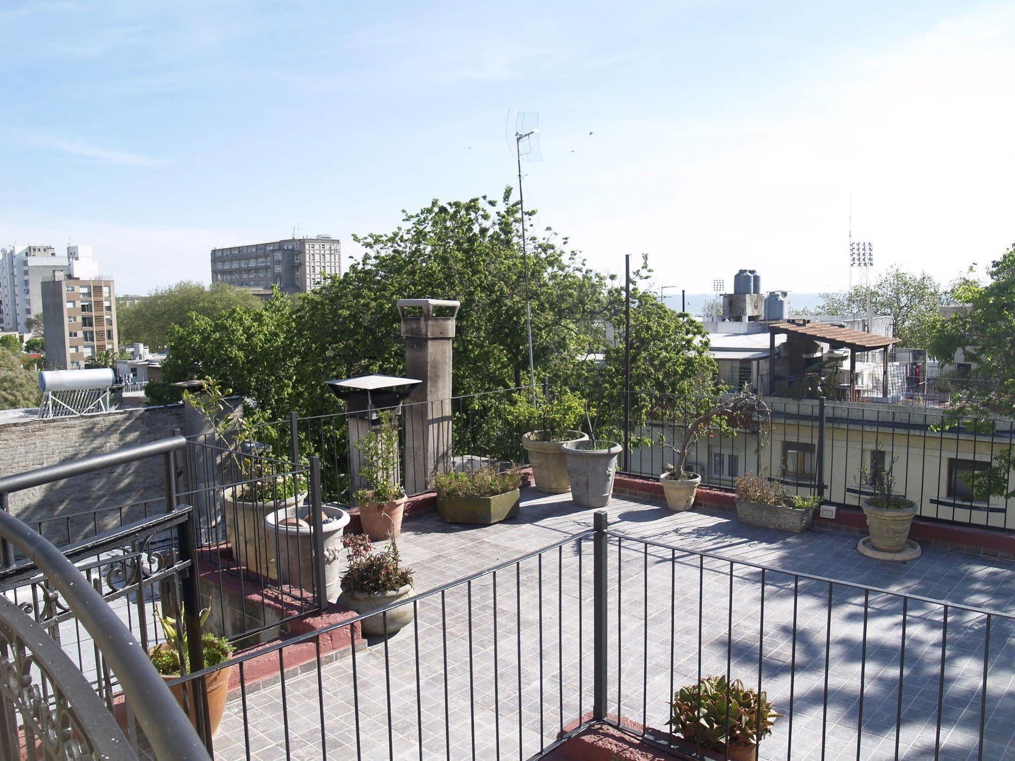 Noche Mas Bed & Breakfast Montevideo