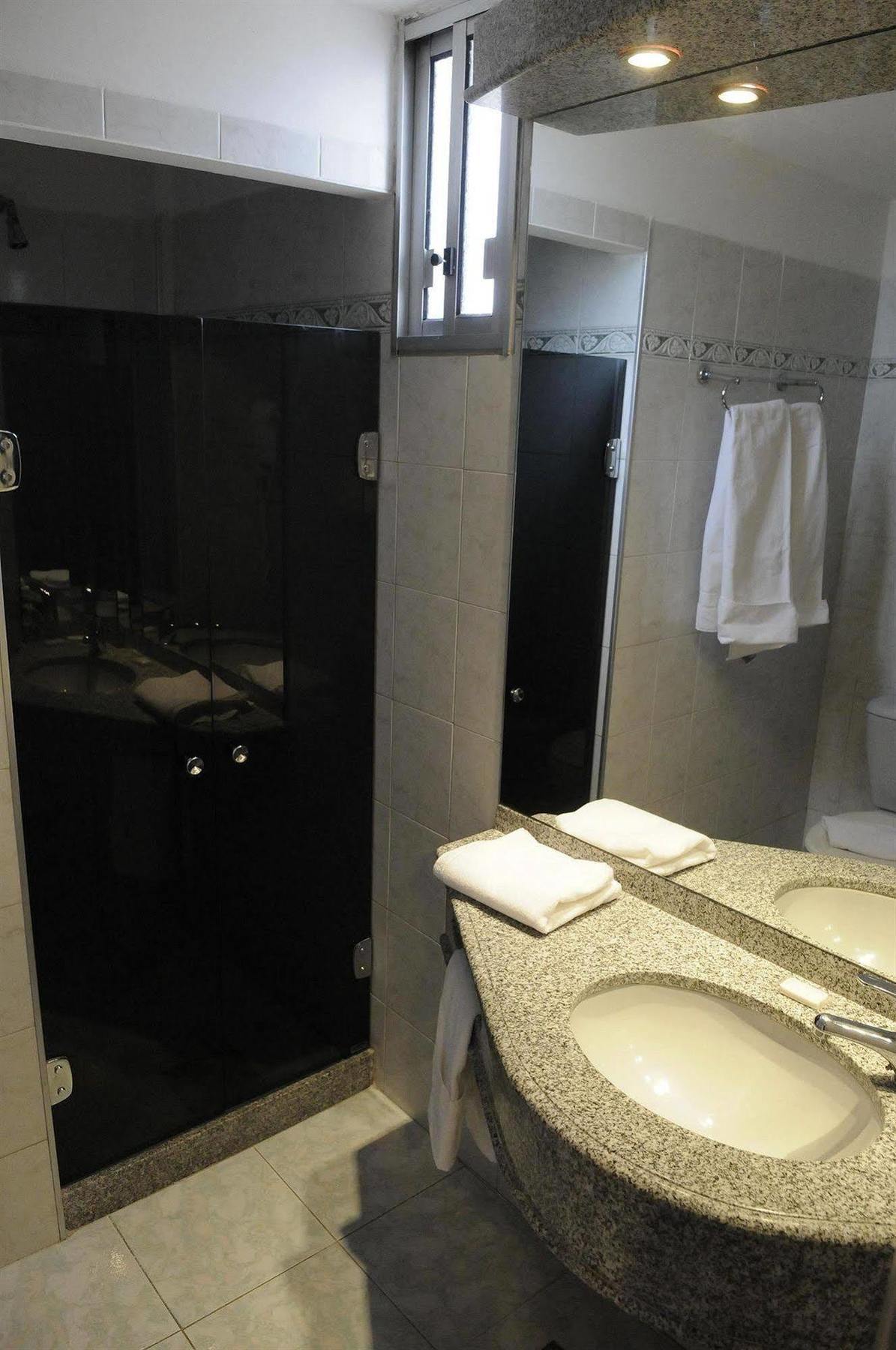 California Hotel Montevideo