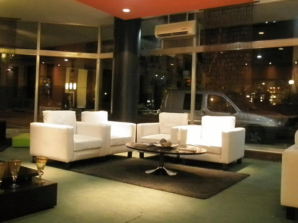 Austral 3* Montevideo