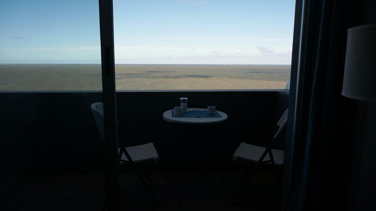 Apartamento Panoramico Apartamento Con Vista Al Mar En Ciudad Vieja!! *