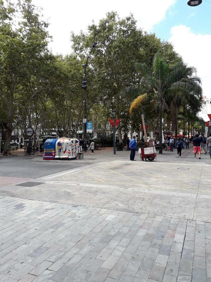Panoramico Apartamento Con Vista Al Mar En Ciudad Vieja!! *